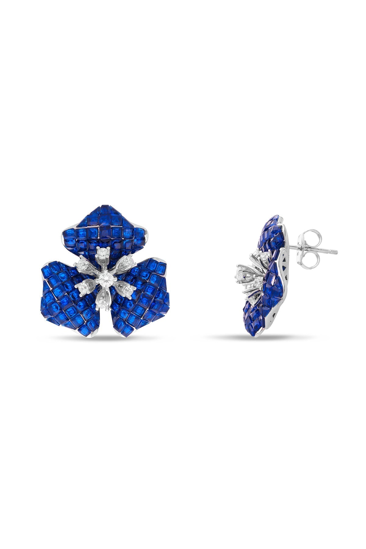 Ethereal Trillium Blossom Studs Earrings