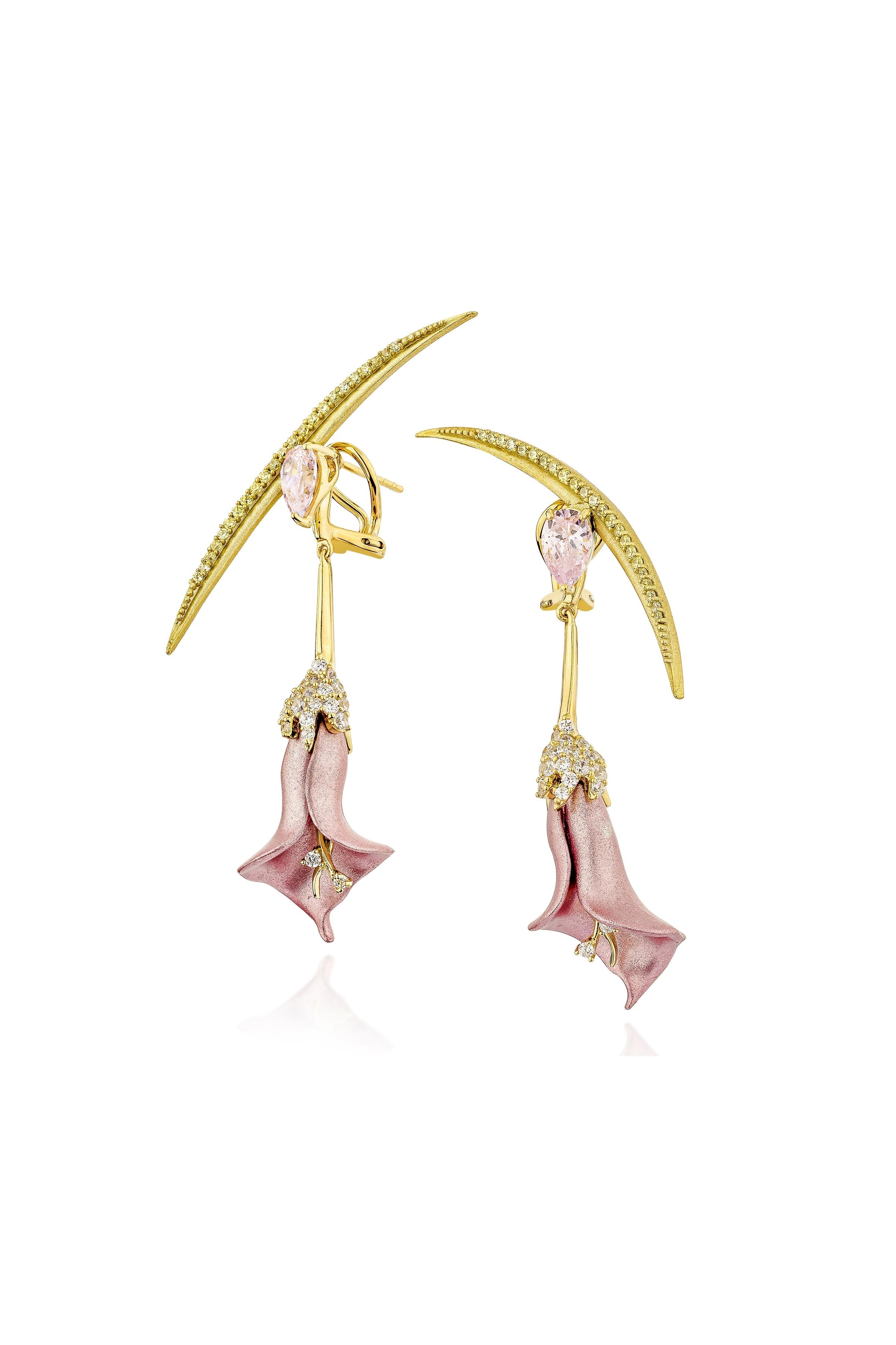 Deam of a Lily Earrings